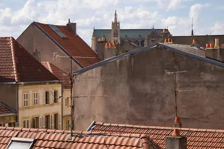 Le Maginot: Spacious Near Pompidou Apartment