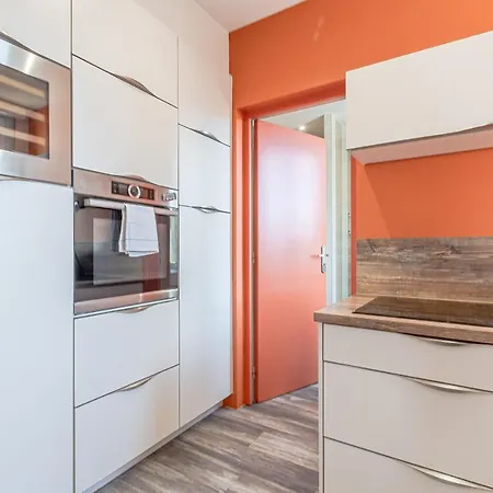Apartment Le Maginot: Spacious Near Pompidou Metz