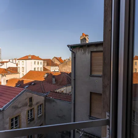 Apartment Le Maginot: Spacious Near Pompidou *