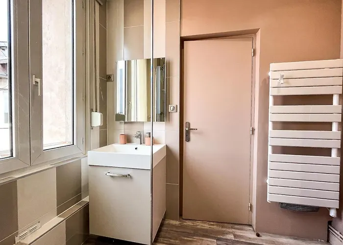 Apartment Le Maginot: Spacious Near Pompidou