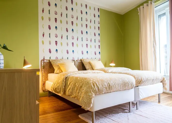 Apartment Le Maginot: Spacious Near Pompidou *